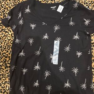 Old Navy Black Tee with Palm Print